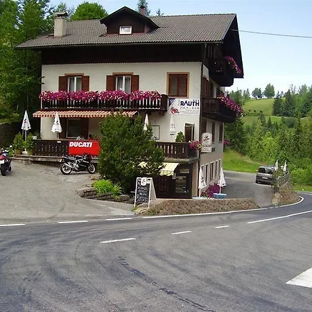Rider Hotel 3*